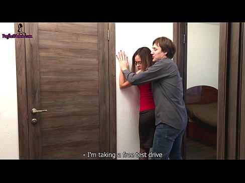 ❤️ Sexy Realtor e Itšohlometsa Pussy ea Hae le Li-Fucks Ha A ntse A Rekisa Afolete ea Hae - Krempai Porno ☑